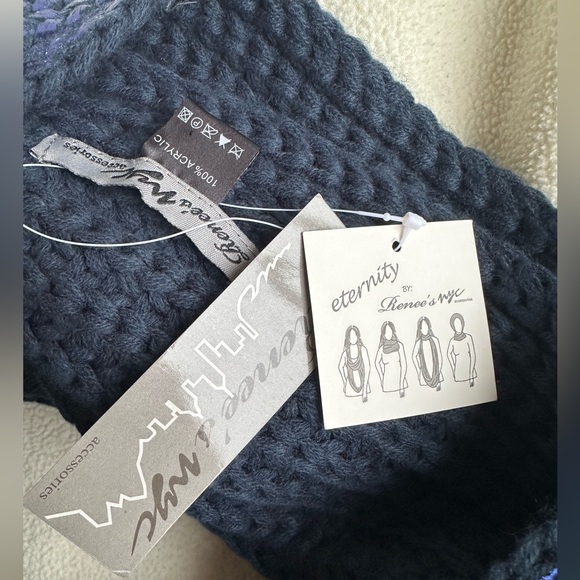 NWT dark navy blue loop scarf - Picture 4 of 6